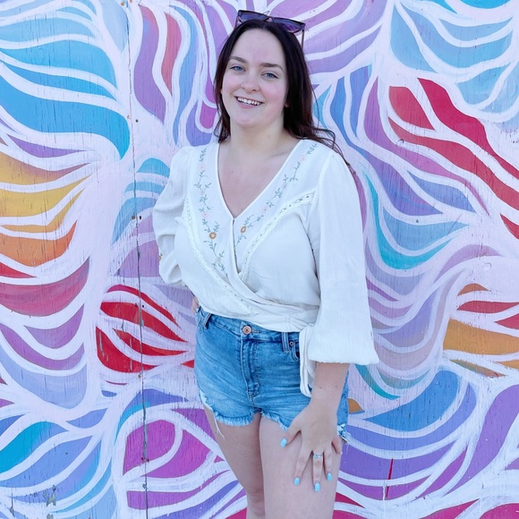 american eagle off white floral long sleeve blouse - Picture 4 of 4